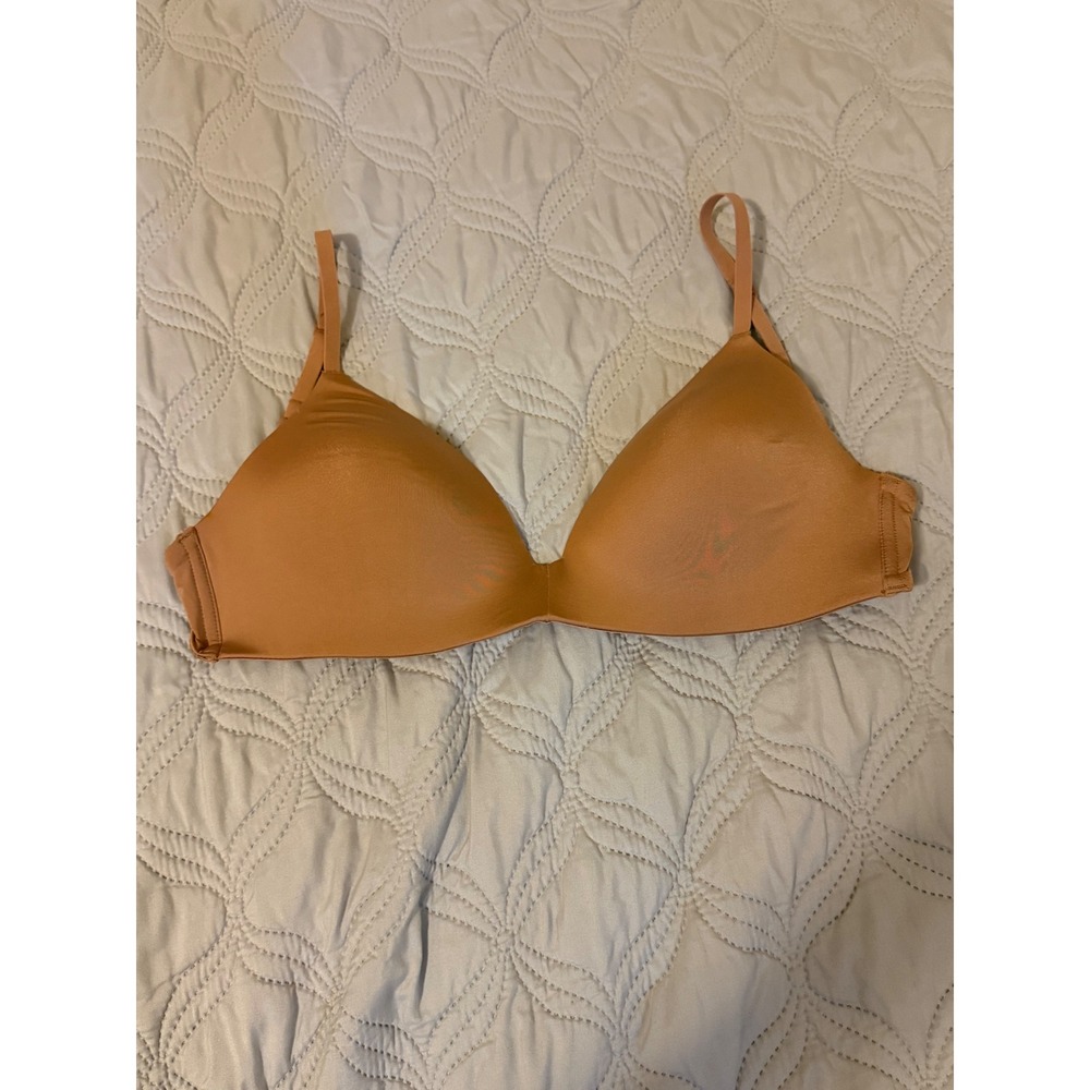 SKIMS Wireless Form T Shirt Bra 32DD Ochre NWT Seamless